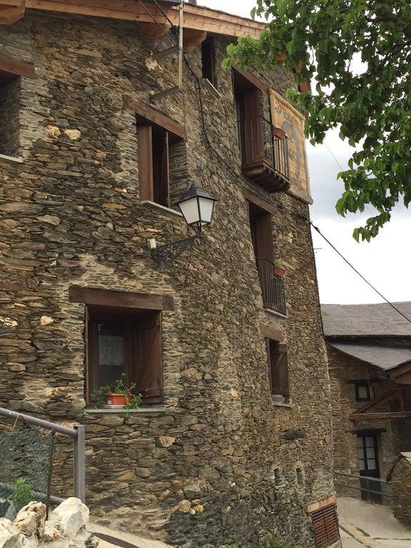 Lo Paller De Roc Montescladó Exteriör bild